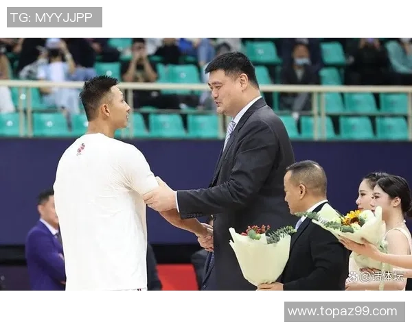 姚明在法国篮球盛宴中的精彩表现与文化交流之旅