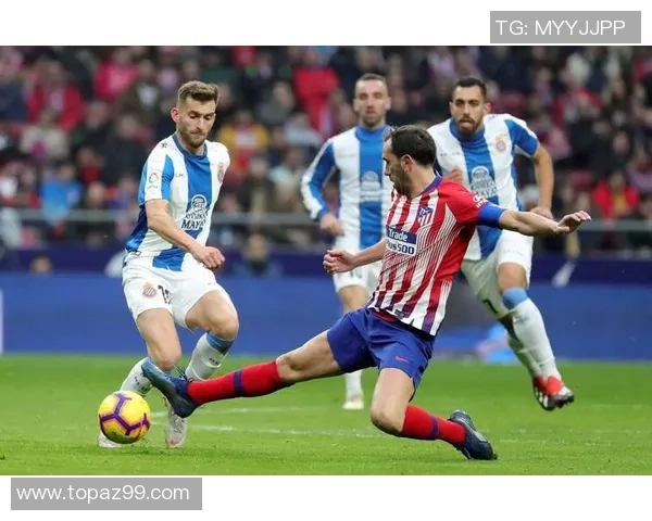 西甲焦点战里昂与马竞握手言和帽子戏法引发全场热议