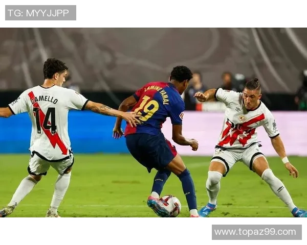 中超赛场惊现皇马大胜巴萨神奇扑救引发全场热烈反响