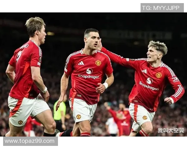 友谊赛精彩回顾：里昂逆转曼联乌龙球成比赛转折点