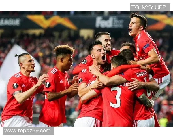 欧冠激战：本菲卡与皇马战成平局红牌事件引发全场热议与战术解析