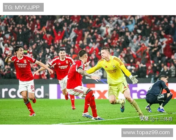 西甲激战：拜仁大胜阿森纳红牌事件引发全场热议与十大精彩进球回顾