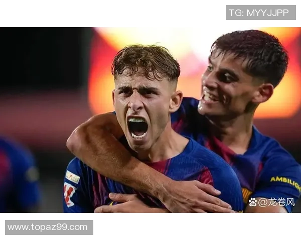 切尔西友谊赛大胜巴萨六比二争议判罚引发全场热议