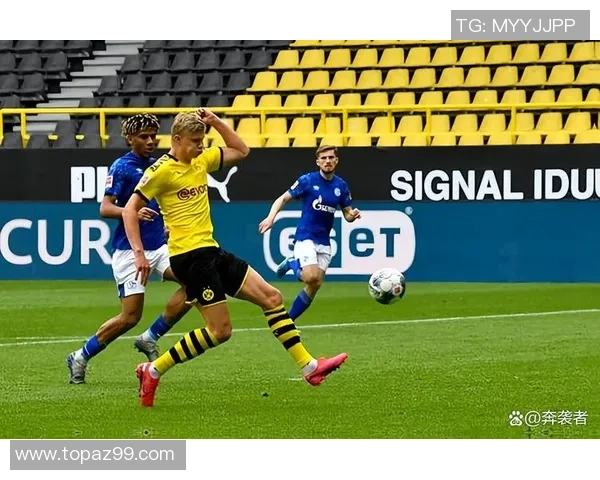 德甲精彩对决：那不勒斯与曼城战成平局绝杀瞬间引发全场狂欢