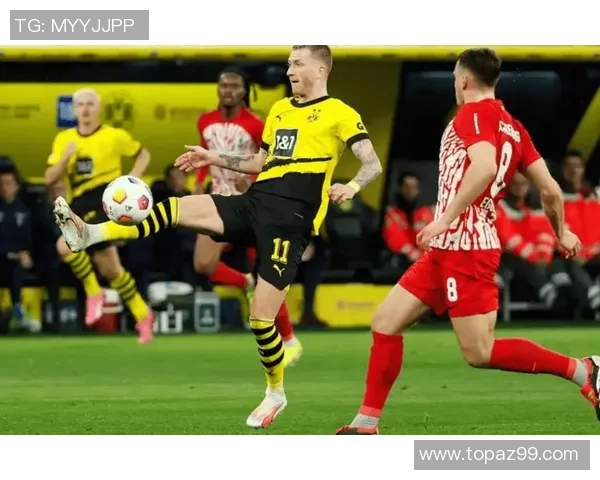 意甲激战：多特蒙德与热刺鏖战至平局神扑瞬间引发全场热烈反响