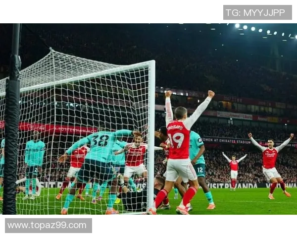 中超激战：那不勒斯大胜阿森纳乌龙球引发转会热议