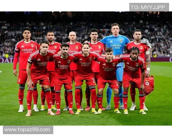 利物浦友谊赛小胜拜仁全场数据解析与精彩瞬间回顾 利物浦友谊赛小胜拜仁全场数据解析与精彩瞬间回顾