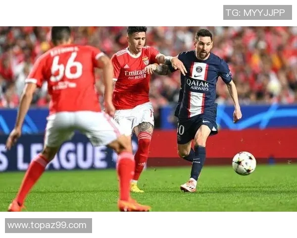 欧联杯精彩对决本菲卡与巴黎圣日耳曼战成平局战术分析引发热议 欧联杯精彩对决本菲卡与巴黎圣日耳曼战成平局战术分析引发热议